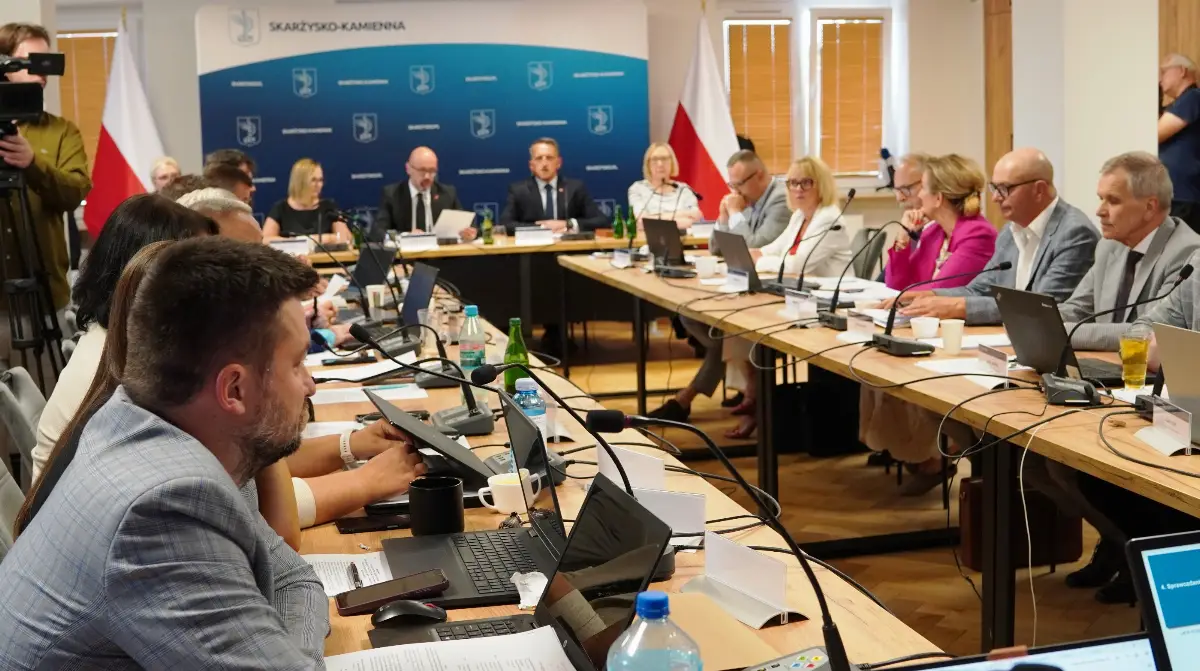 XXXIV sesja Rady Miasta Skarżyska-Kamiennej: Podsumowanie dyskusji i głosowań